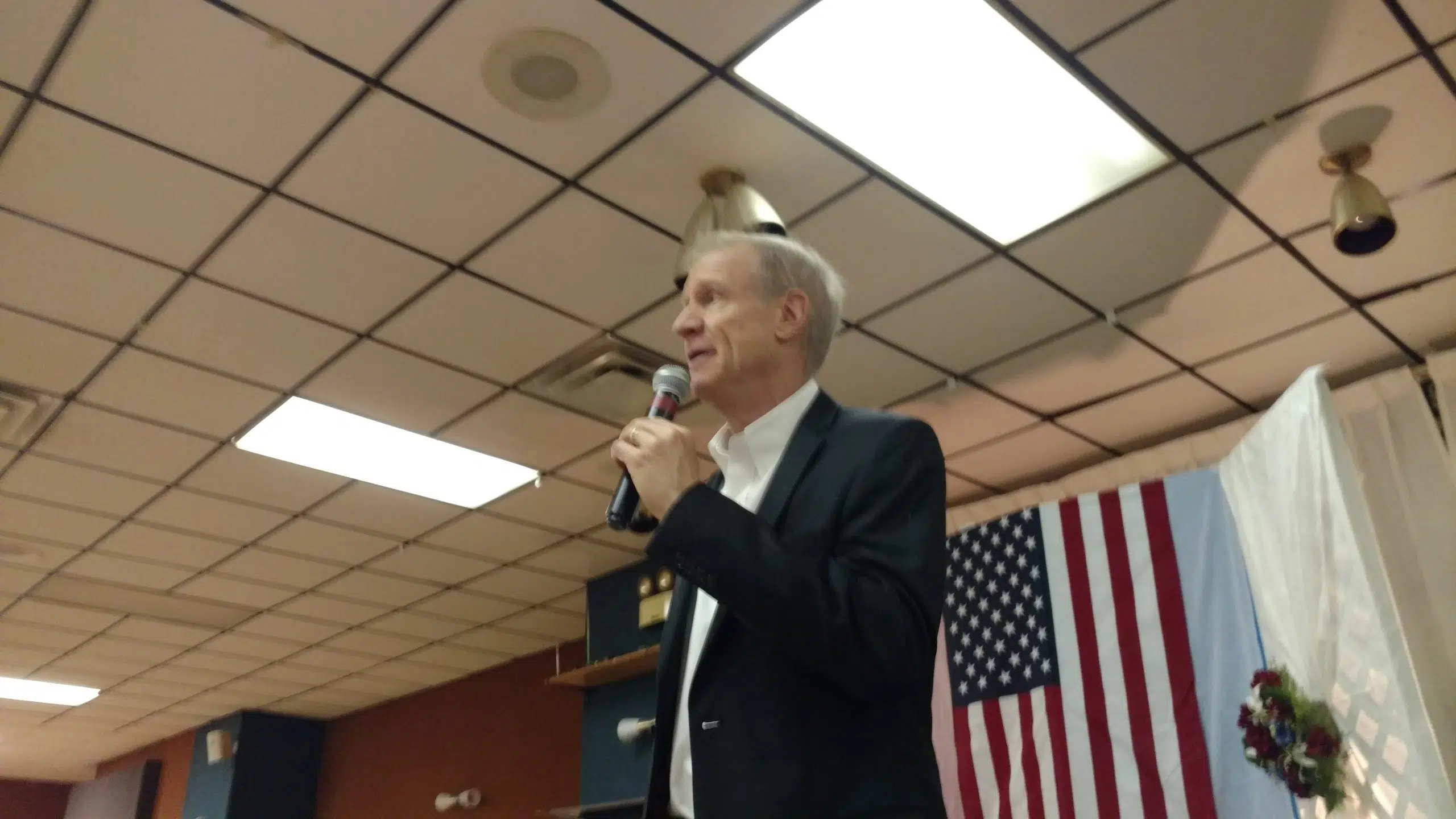 Gov Rauner blasts Madigan at Fayette Co LDD, says it's time to get him out as Speaker 