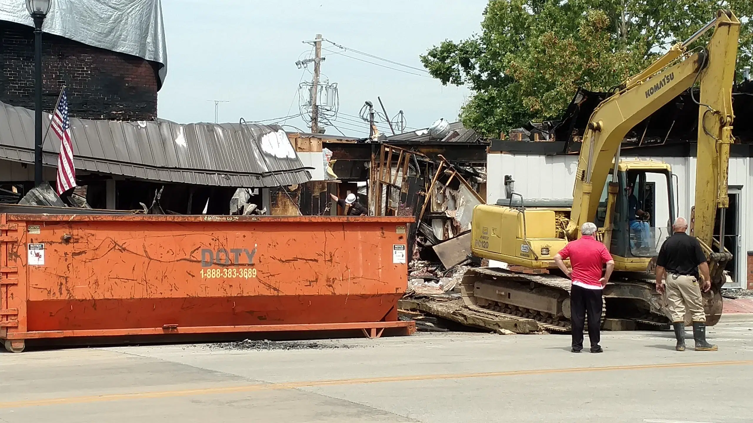 Vandalia Mayor Gottman talks about downtown fire---some clean up underway today