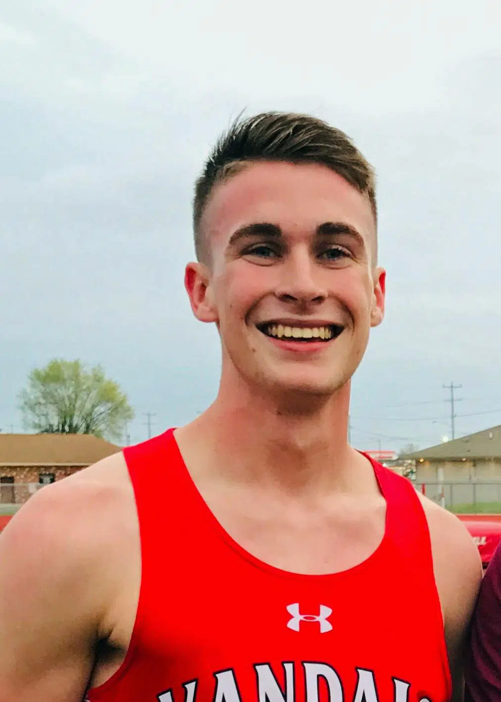 VCHS Senior Blake Barth sets new school record in 200m Dash