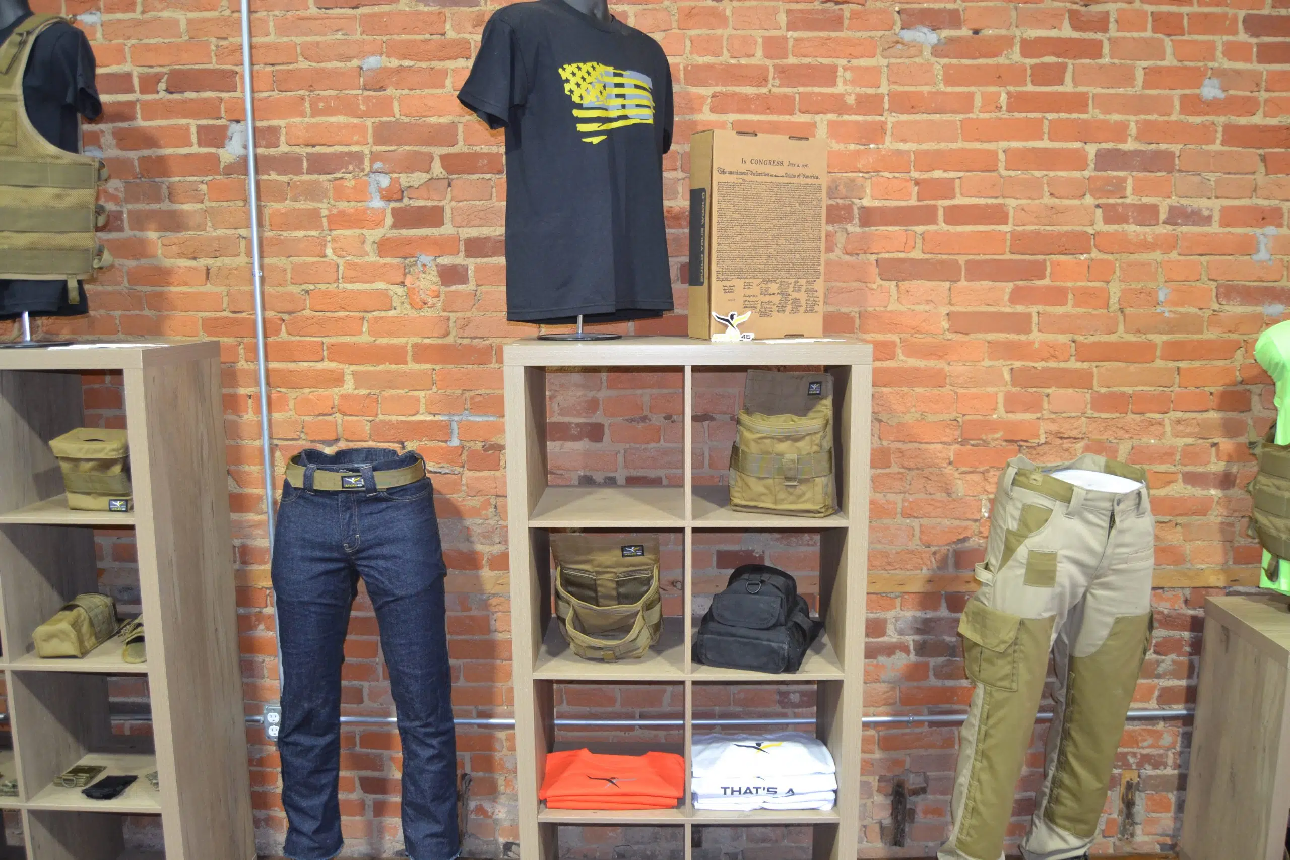 Atlas 46 Up and Going in Downtown Vandalia