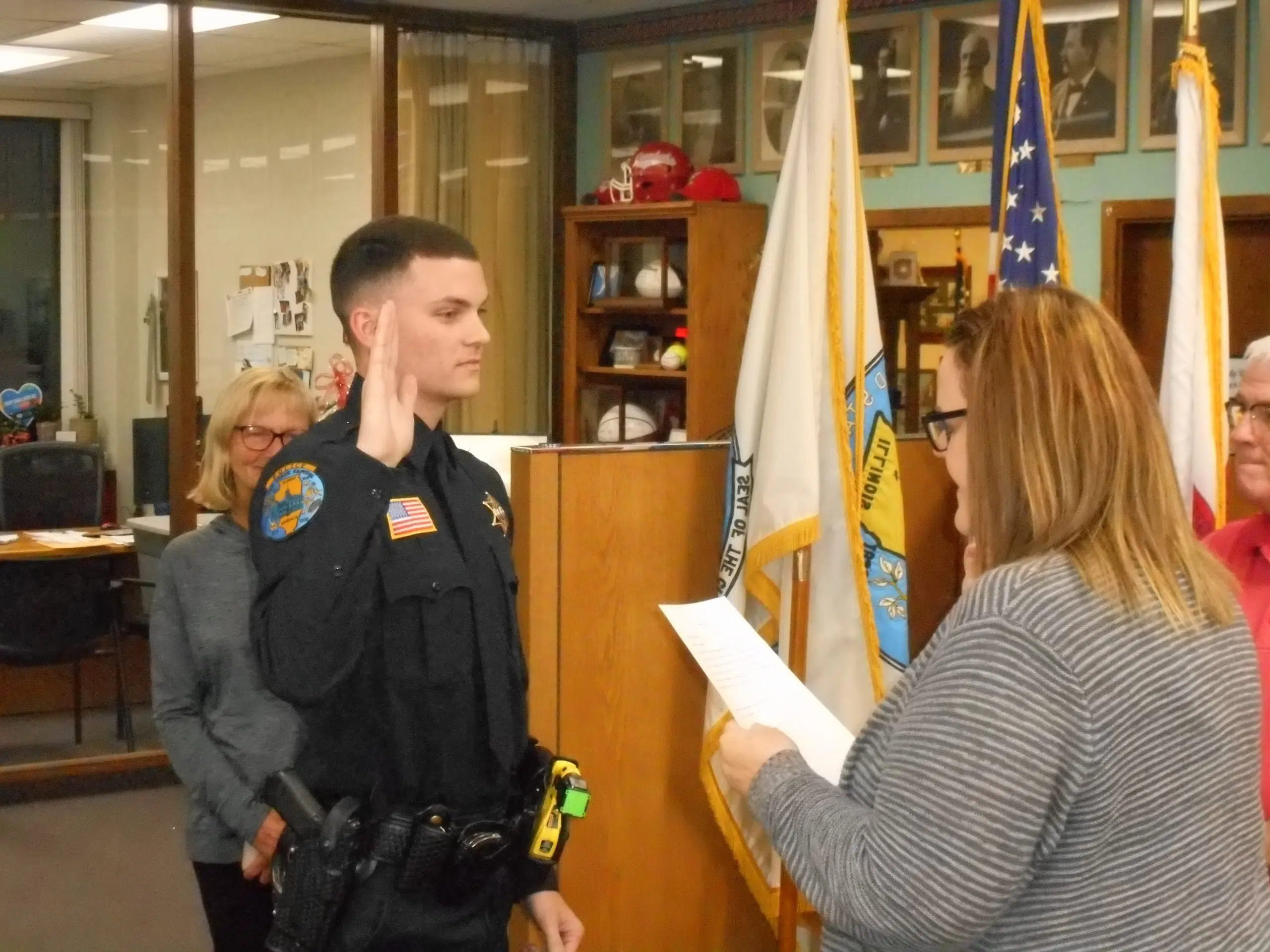 New Vandalia Police Officer Sworn in