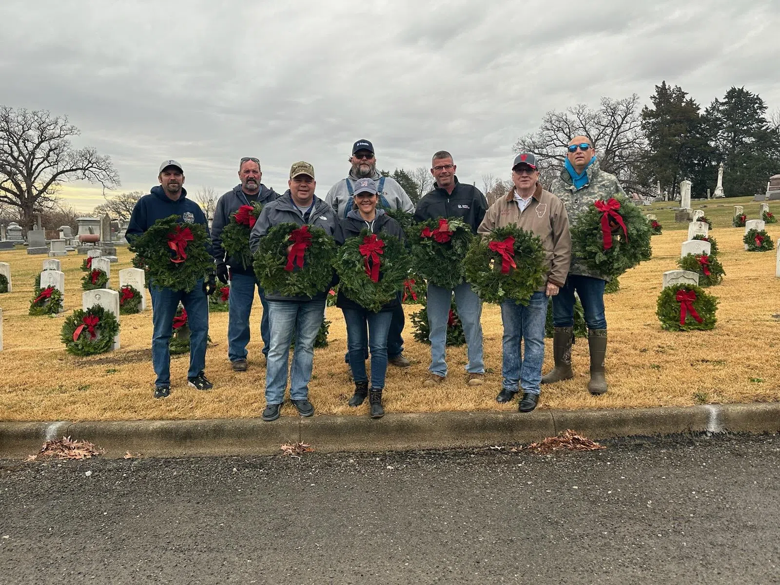 "Wreaths Across America" has big boost with local help to lay wreaths at area cemeteries