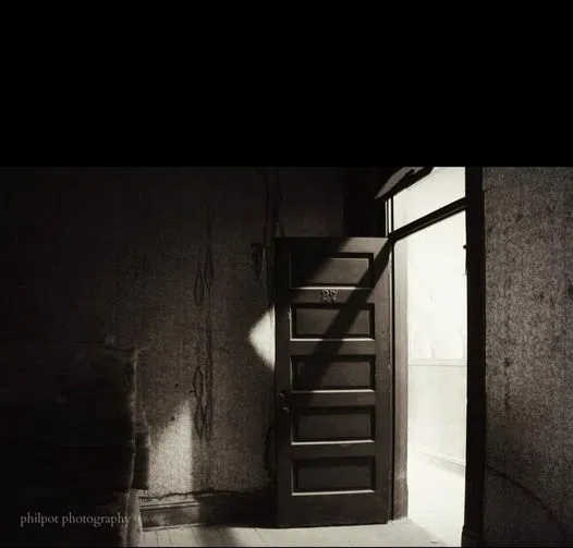 Metzger Hotel Tours this evening and Friday