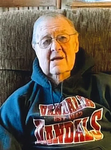 Larry Bennett