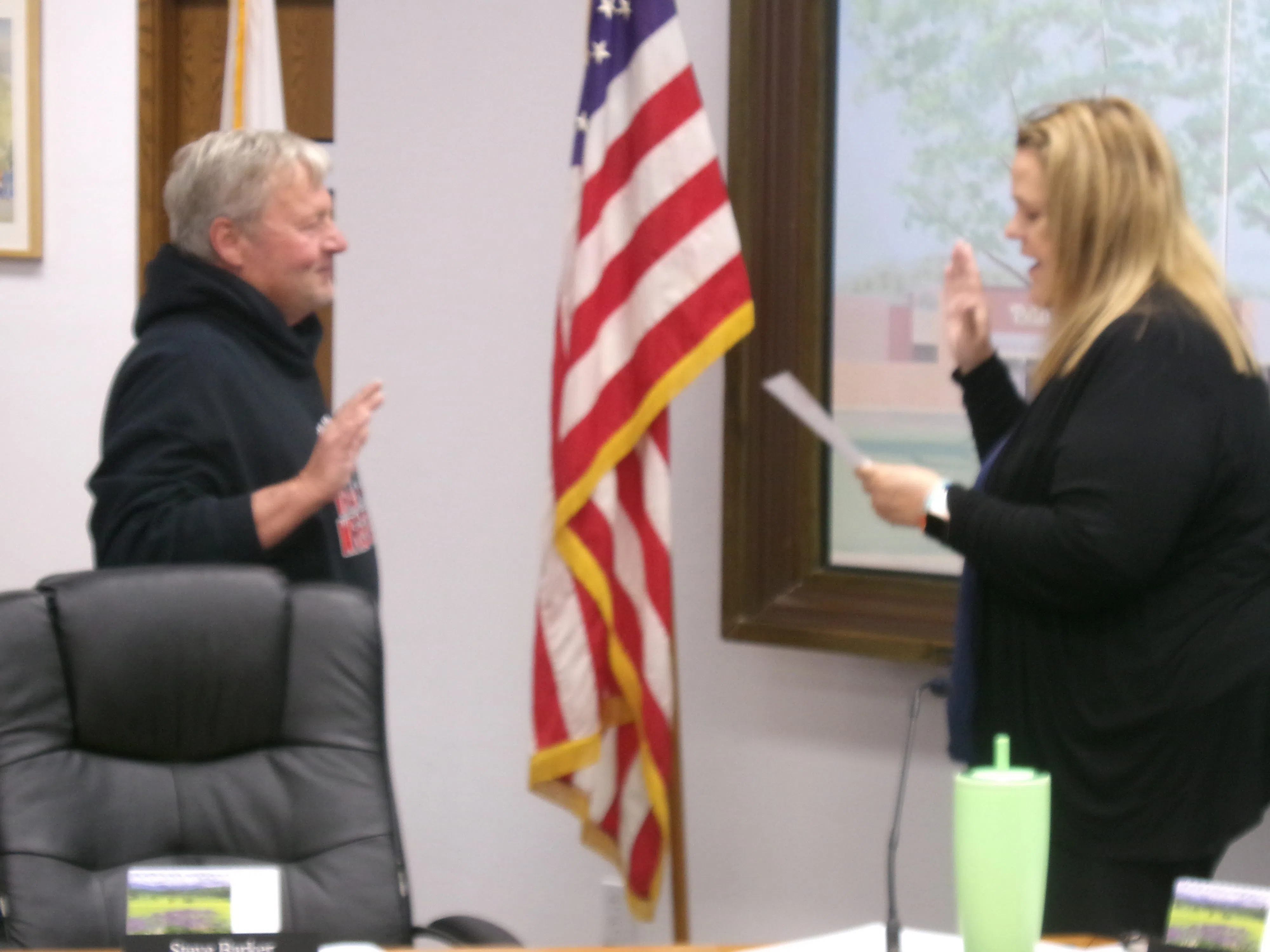 City of Vandalia Alderman Mike Hobler sworn in for new term