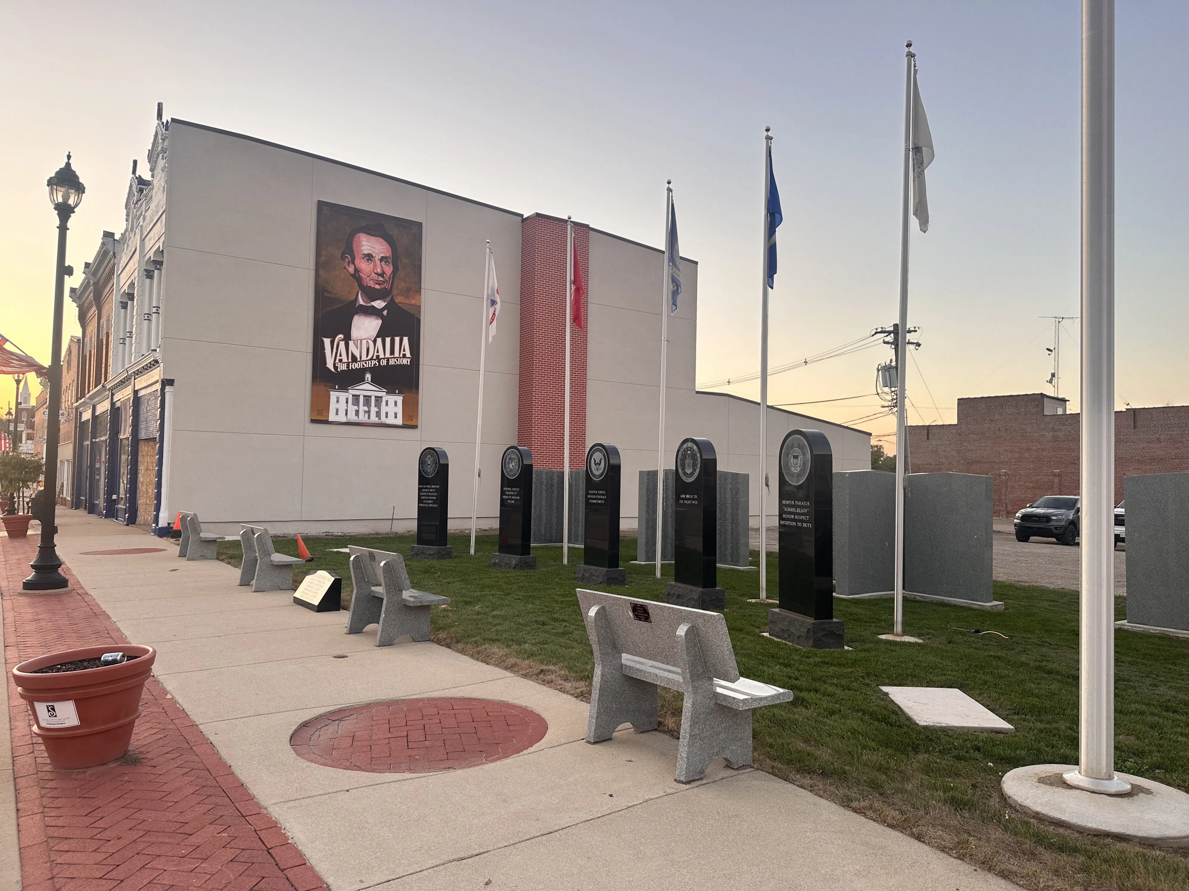 Veteran's Day Ceremony and Parade will be held in downtown Vandalia on November 8th