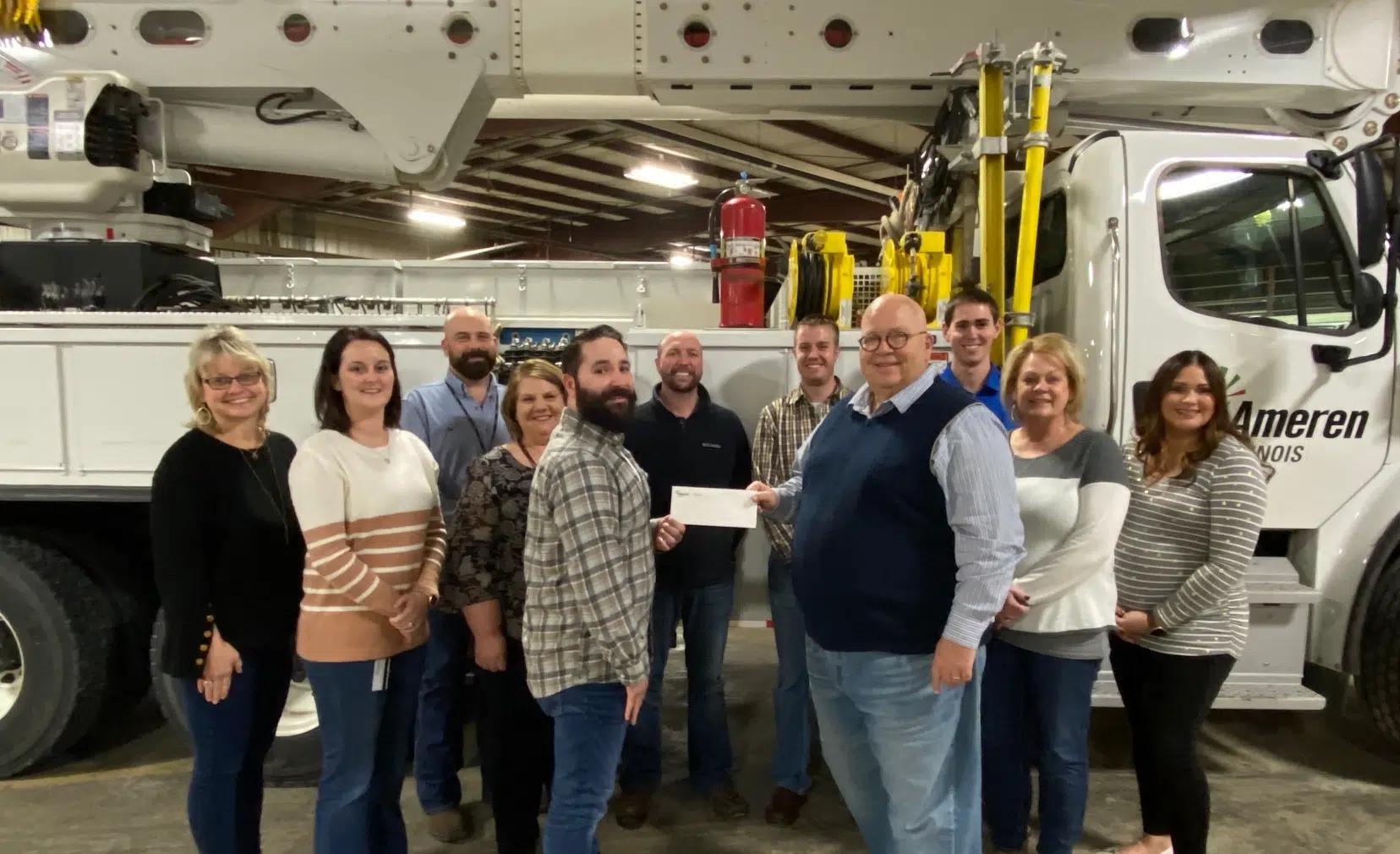 Ameren Generously Donates To 2019 United Way Campaign Effingham Radio