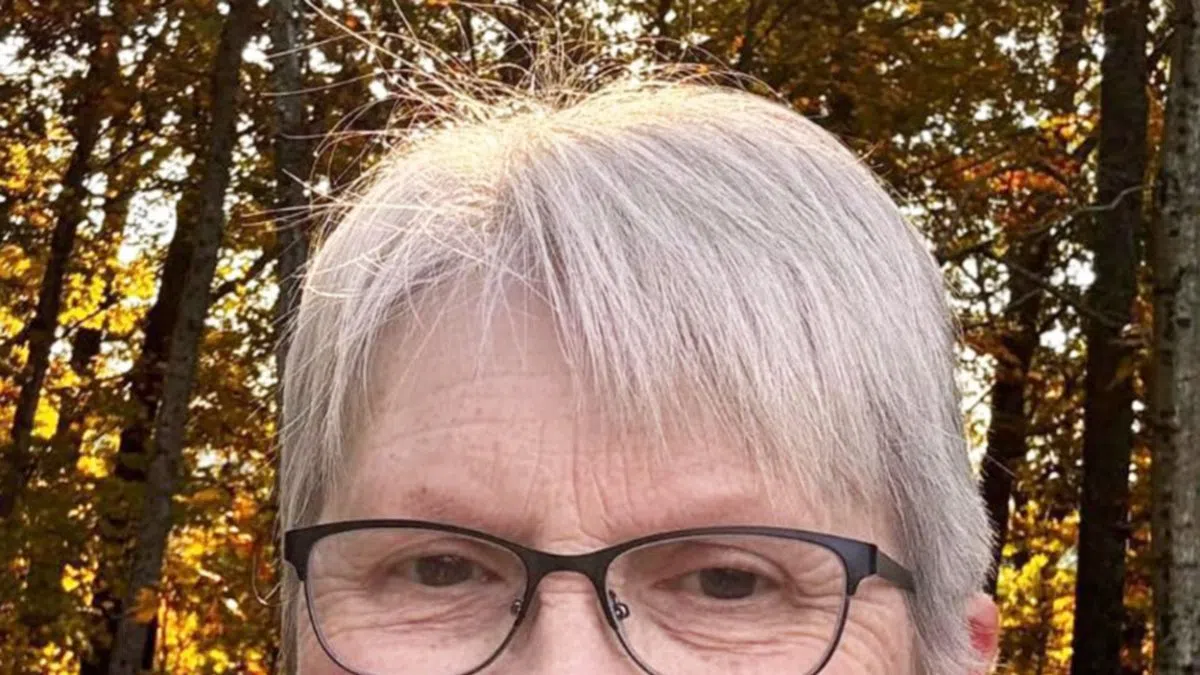 Tina Jo Branham, 68 Effingham Radio