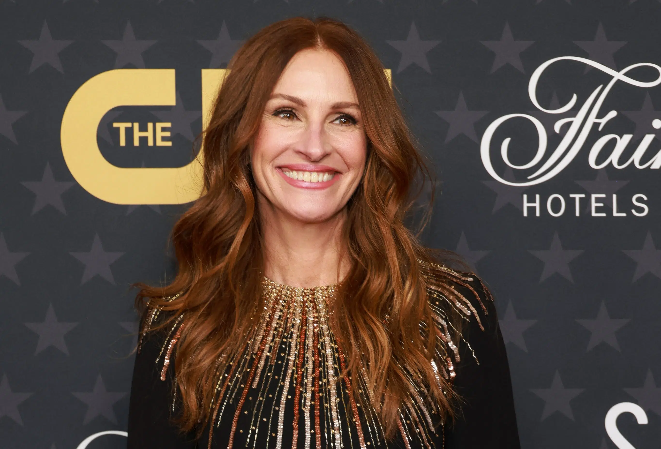 See Julia Roberts in the trailer for Netflix's 'Leave the World