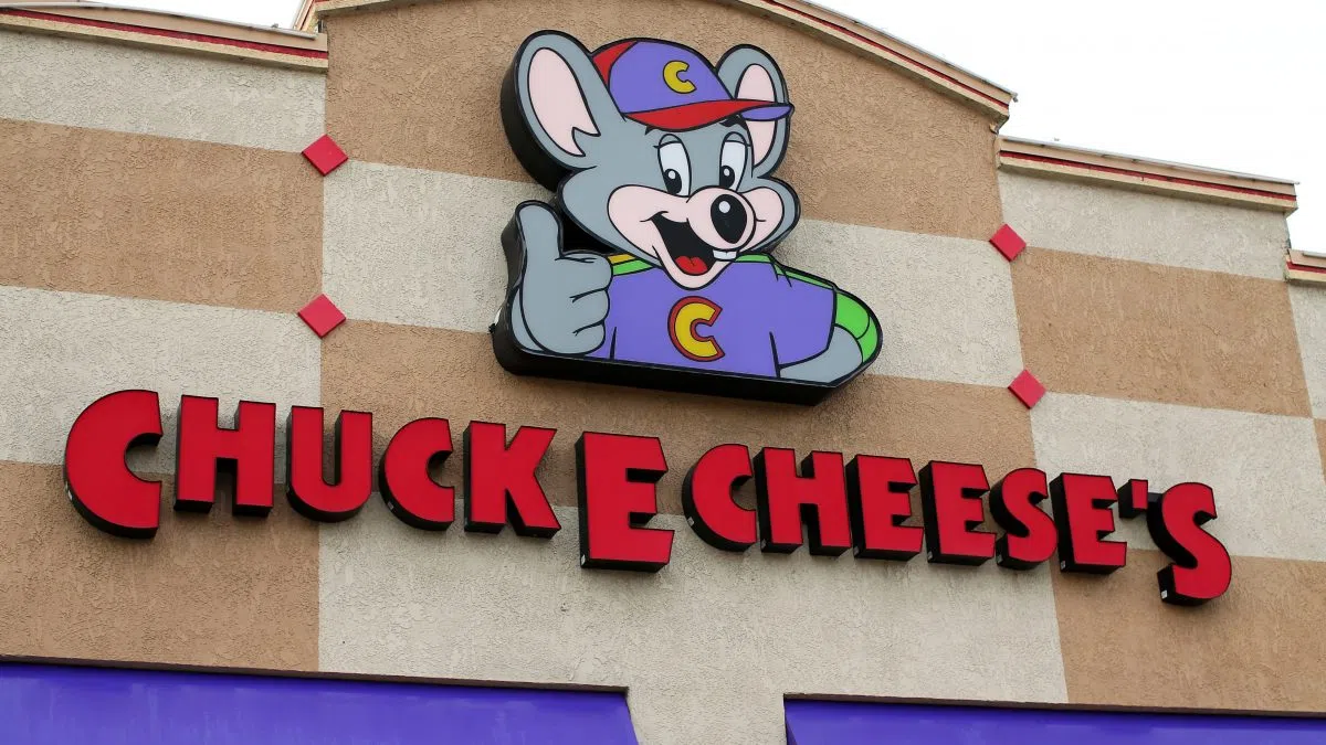 Chuck E. Cheese Game Show In The Works 