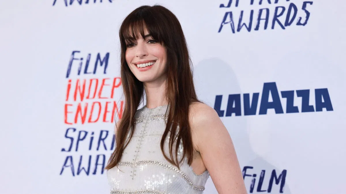 Anne Hathaway Recalls “Gross” Time Early In Her Career | Neuhoff Media ...