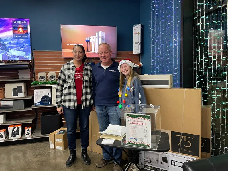 Lori Jacobson wins 2025 Countdown to Christmas grand prize