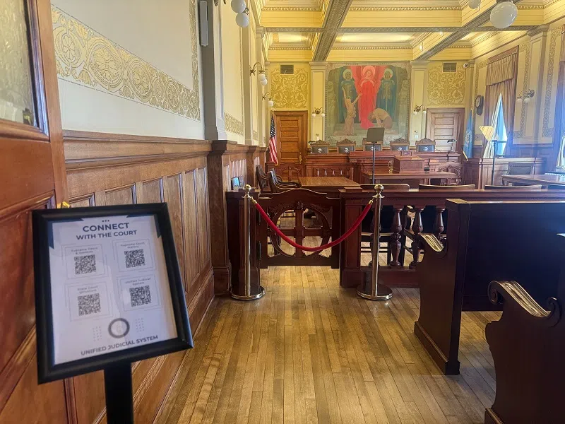 Public now able to tour South Dakota Supreme Court Courtroom