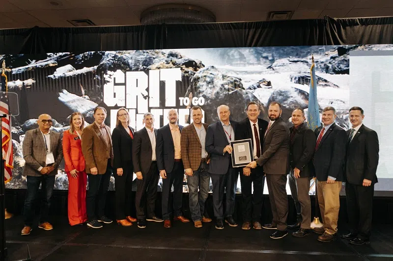 Dana Dykhouse, Vermillion receive state economic development awards