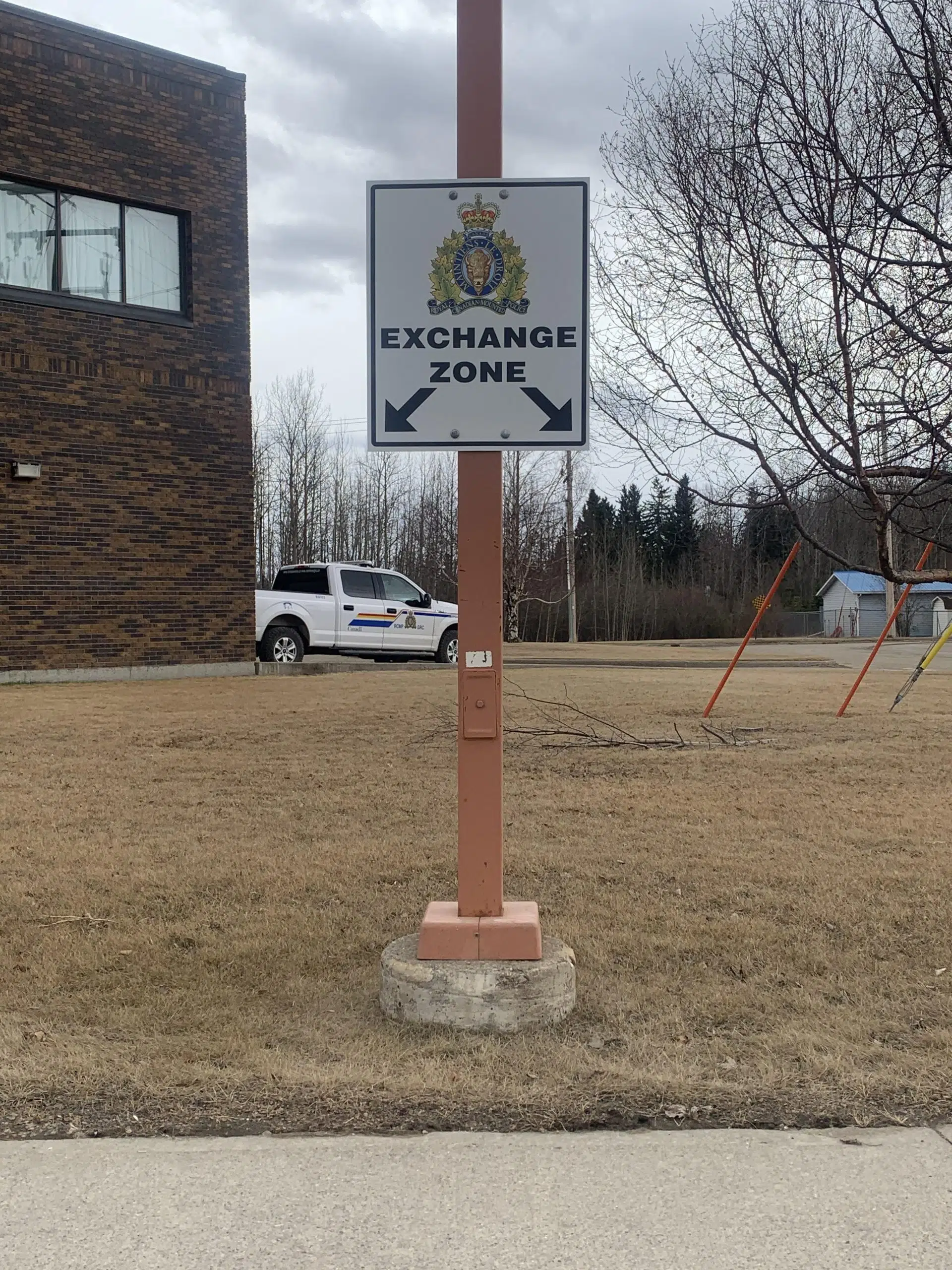 Edson RCMP sets up Exchange Zone as a safe place to exchange buy and sell items