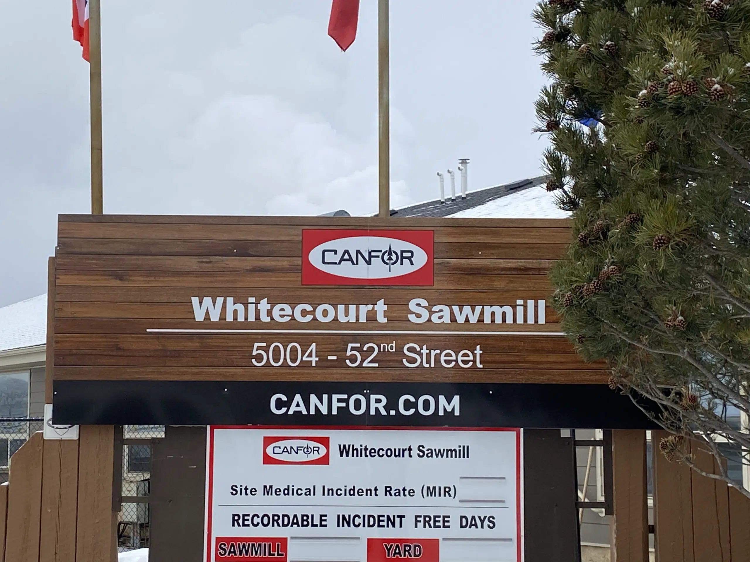 Millar Western finalizes sale of Whitecourt and Fox Creek lumber mills to Canfor