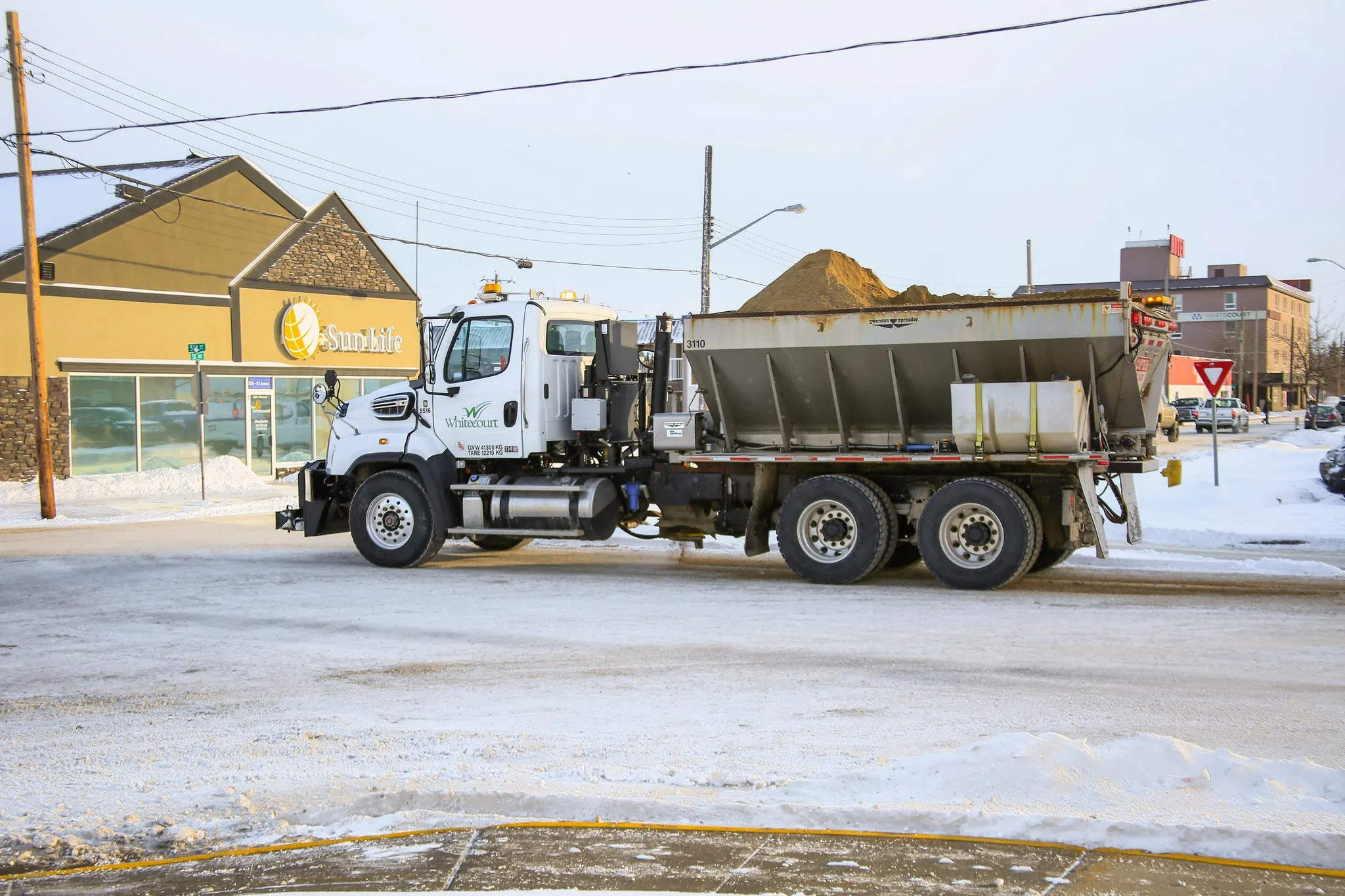 Crews set to being snow removal work in Whitecourt