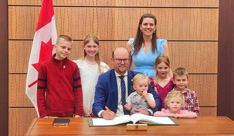 Peace River--Westlock MP Arnold Viersen sworn into parliament