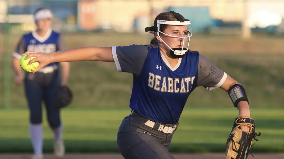 Gallery: Kearney v. Grand Island Softball | 1340 KGFW - The Information