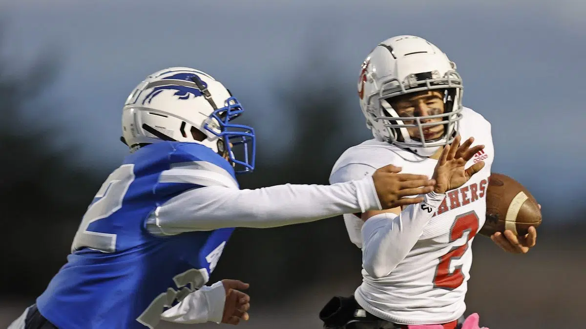 Gallery Gibbon v. Amherst Football Y102 Nebraska's Hot Country