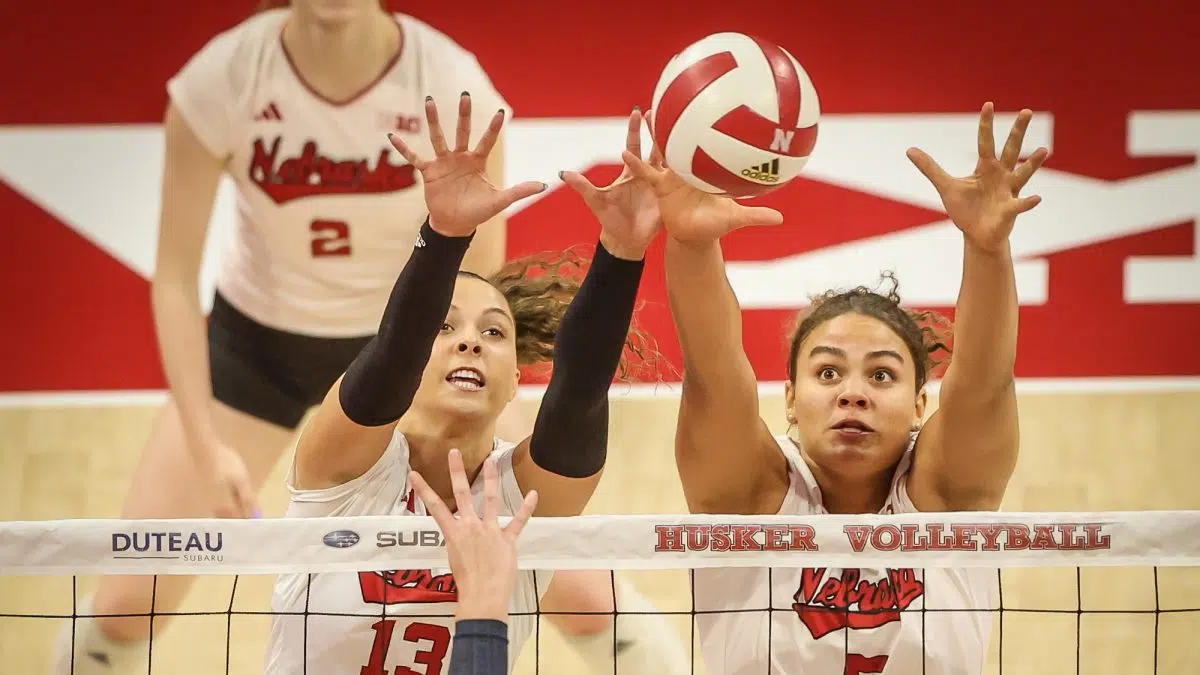 Gallery Nebraska v. Penn State Volleyball Y102 Nebraska's Hot Country