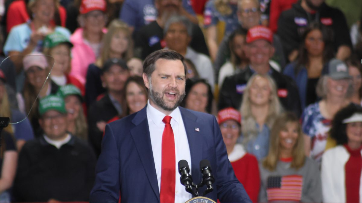 Gallery: Vice President JD Vance rallies Republicans ahead of midterms in North Platte