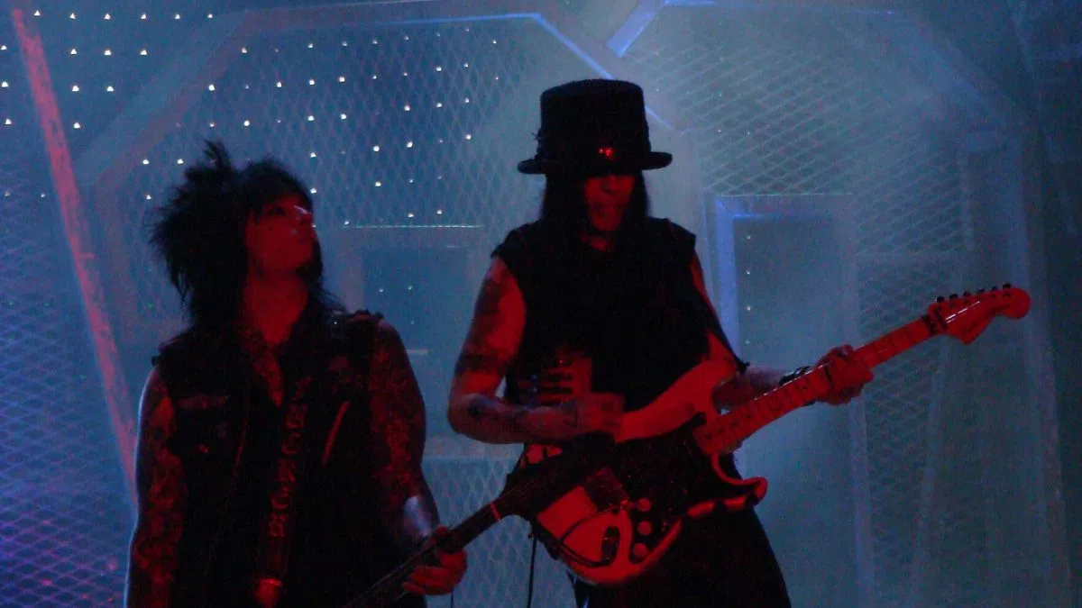 Motley Crue to play IL State Fair grandstand Aug 10th