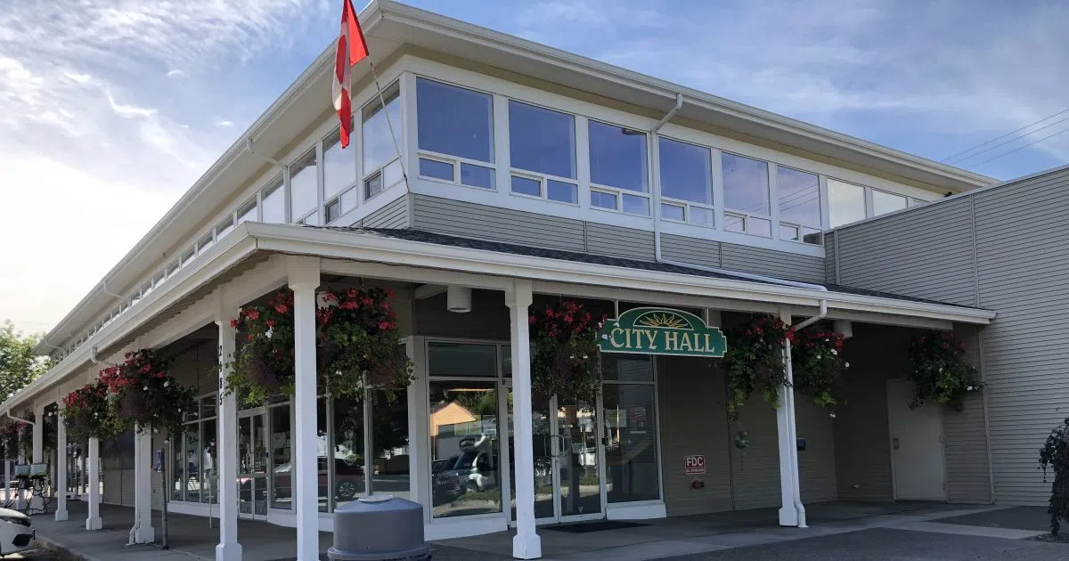 Merritt city hall back to five day work week q101