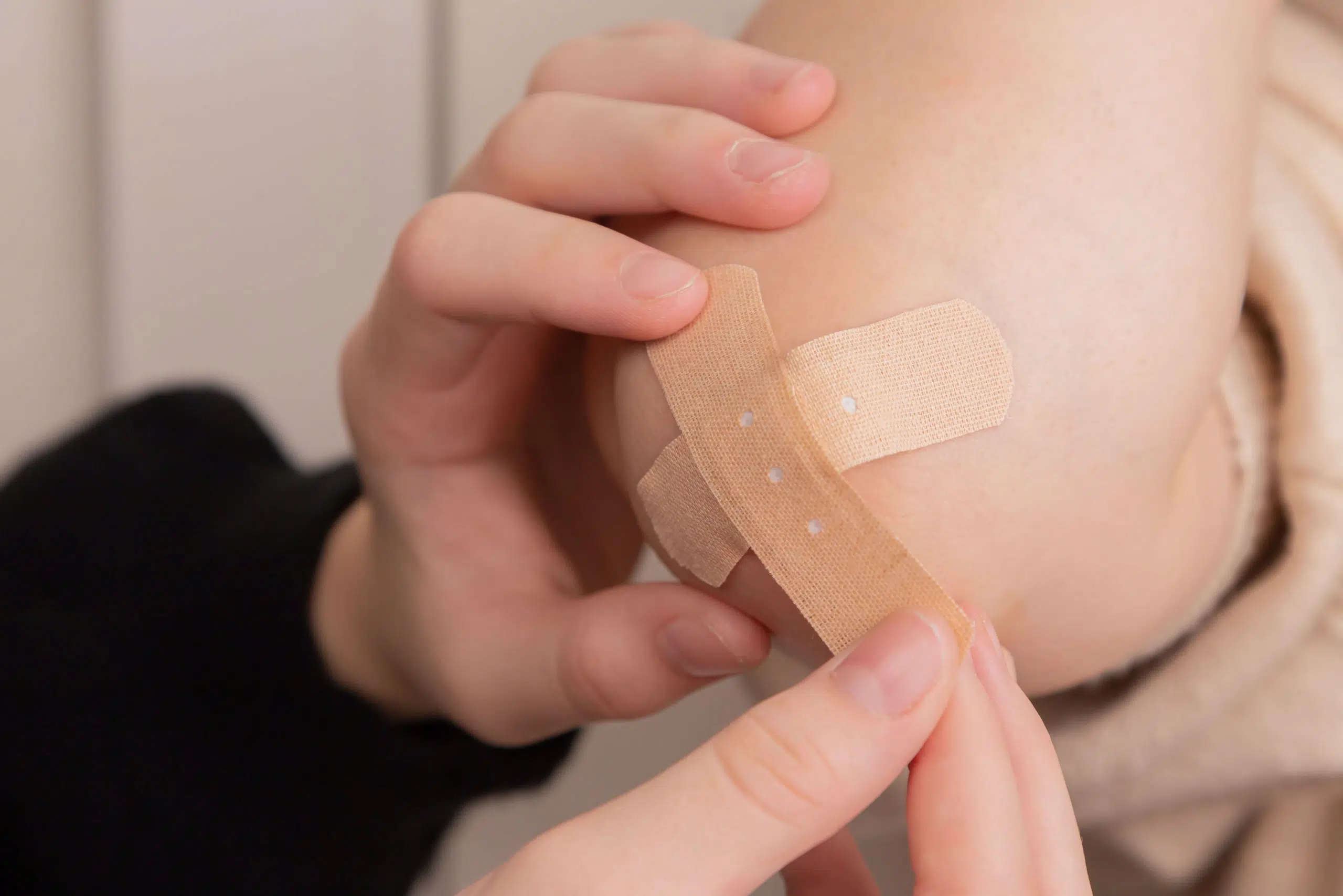 In Quebec, if you’re in public, it’s against the law to remove your band-aid. / #CanadaDo / Weird Laws in Quebec
