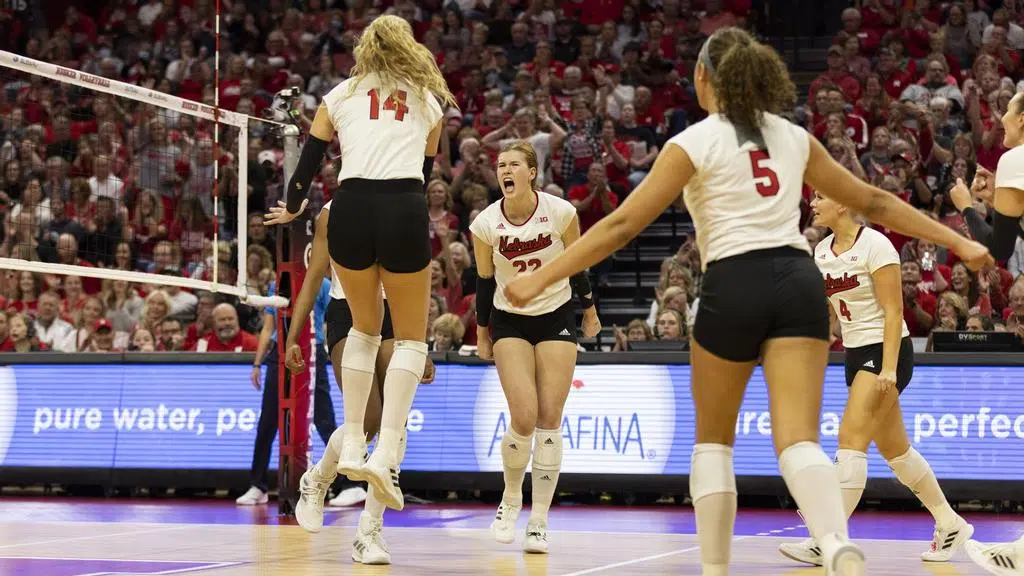 Nebraska Volleyball Returns To AVCA No. 1 | KLIN - News/Talk 1400