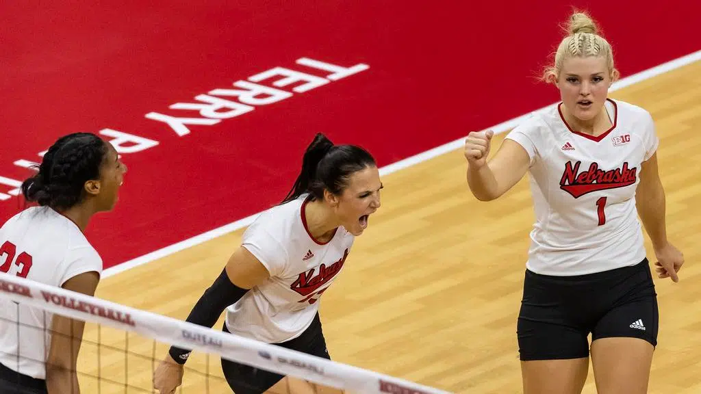 Volleyball: No. 4 Nebraska Hosts Iowa Tonight | KLIN - News/Talk 1400