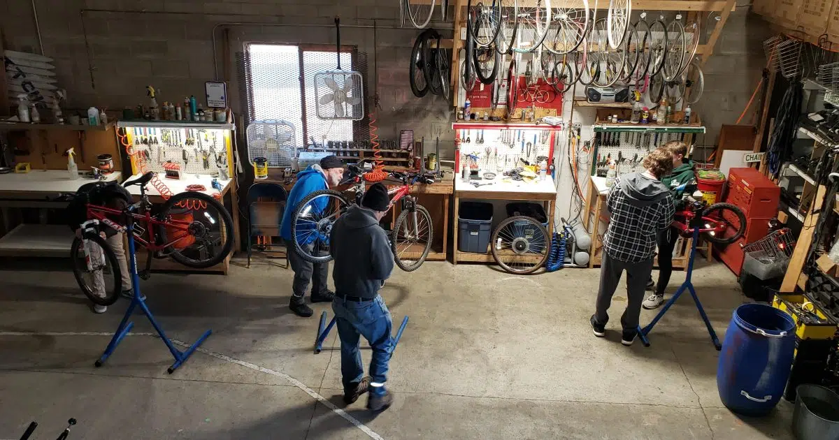 Lincoln Bike Kitchen Gives Your Old Bicycle A New Life