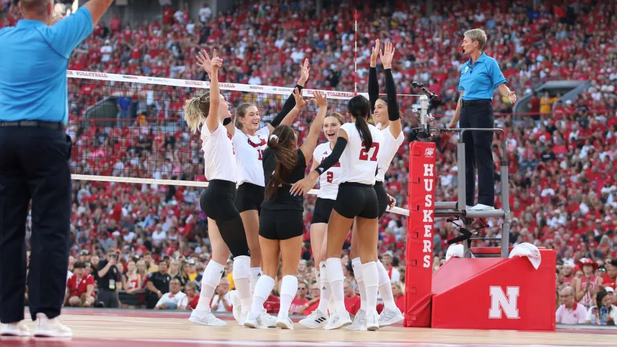Volleyball Day in Nebraska Breaks World Record, Nebraska Sweeps Omaha