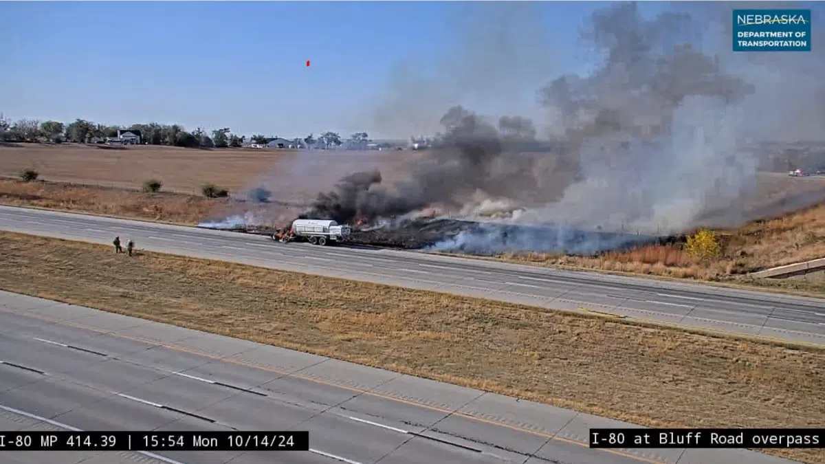 Truck Fire Closes Down I-80 Near Waverly | KLIN - News/Talk 1400