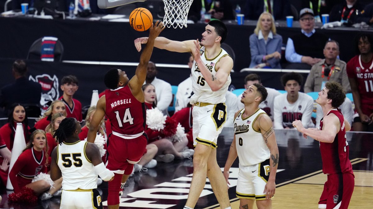 UConn's bid for repeat title has reached its final challenge: Purdue and star Zach Edey | South Central Illinois' News, Sports and Weather Station - Vimarsana News
