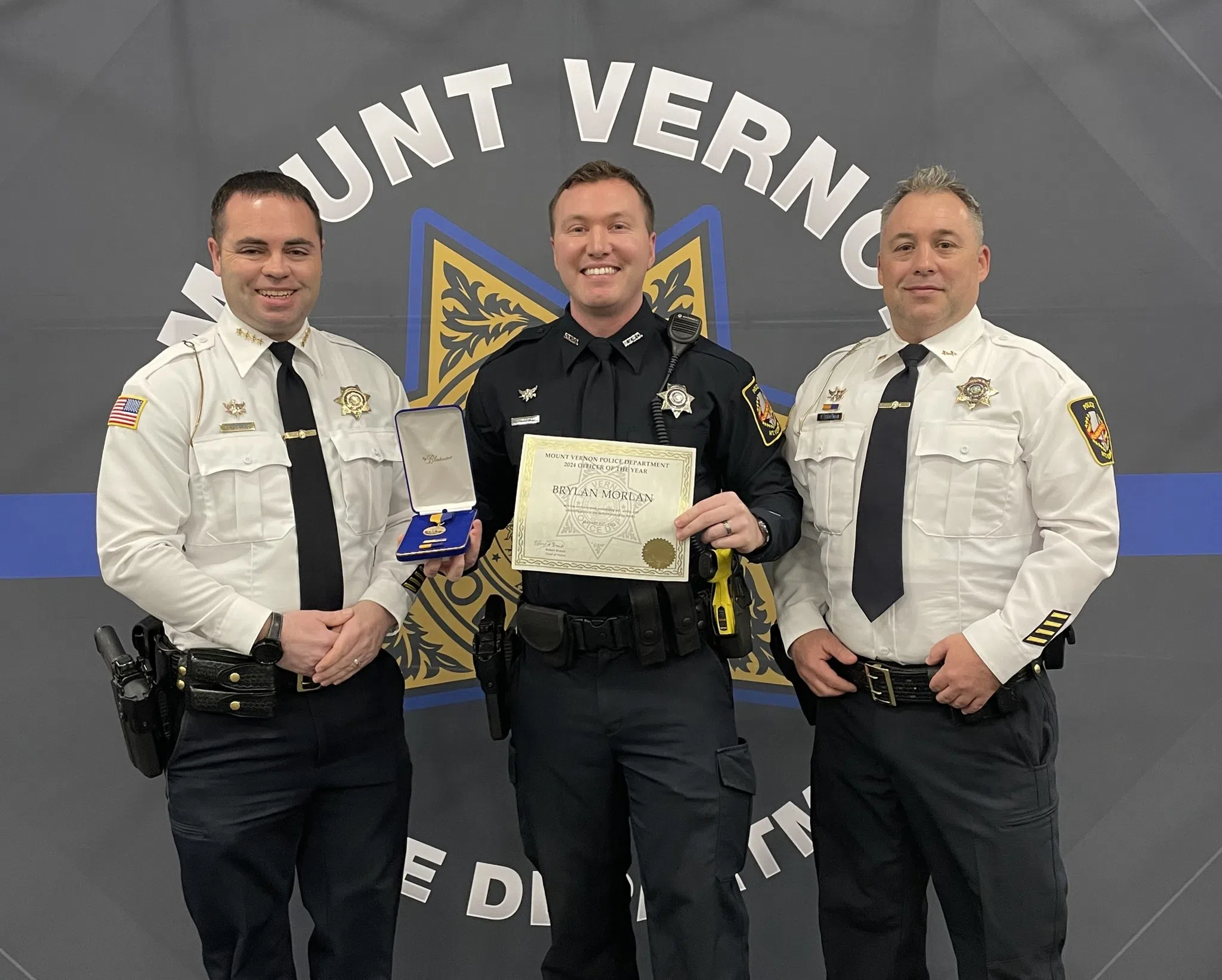 Mt. Vernon Police Detective named Officer of the Year South Central