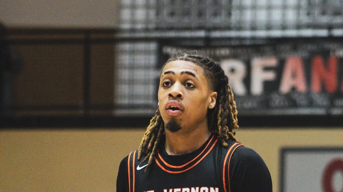 Rams Beat Collinsville, Head To Kentucky Today…Orphans At Marion In Undefeated Battle Tonight