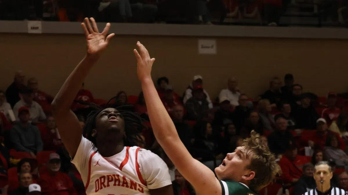 Centralia Stays Hot With Blackout Win over Salem.