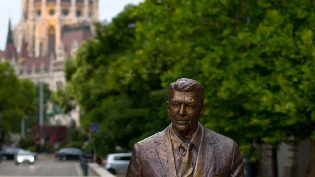 Iowa Politics with Jeff Stein — Fri. Jan. 09, 2026