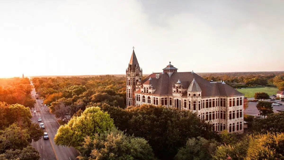 Southwestern University Named Money’s 2023 Best Colleges Hello