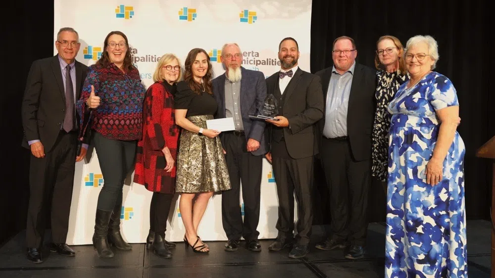 Rocky Mountain House senior department managers receive Dedicated Senior Team award