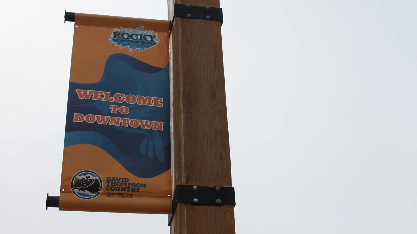 Rocky Mountain House council approves nearly $138K for first phase of wayfinding sign project