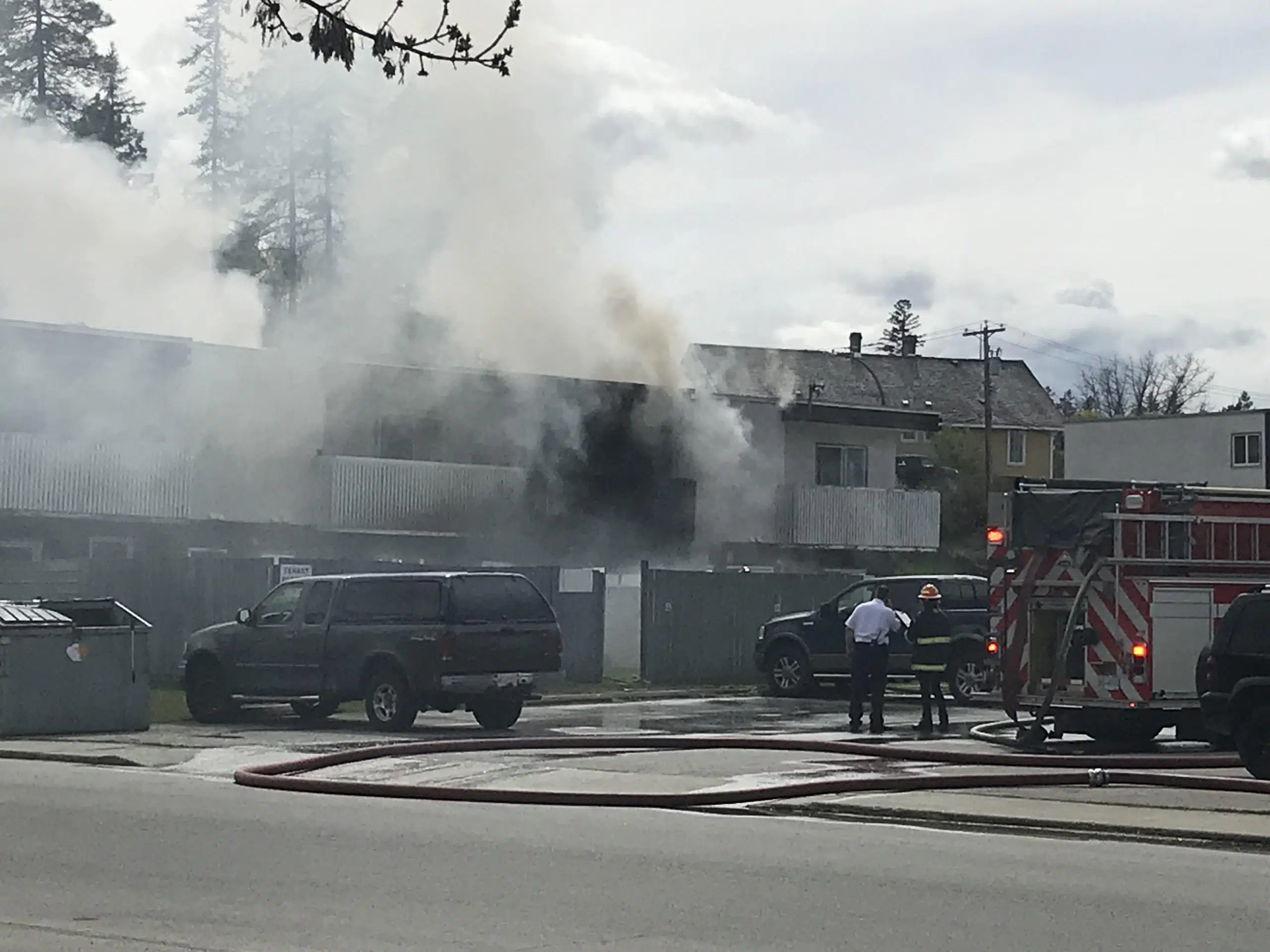 Cranbrook firefighters battle blaze at apartments near Balment Park