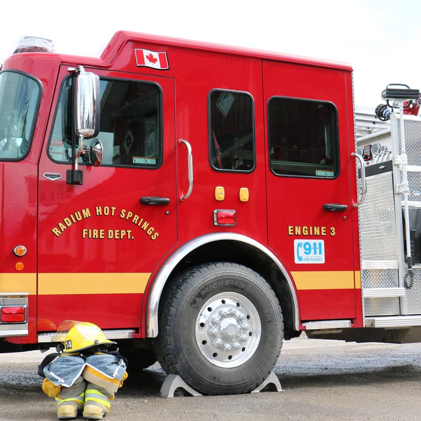 Chimney fire extinguished in Radium Hot Springs