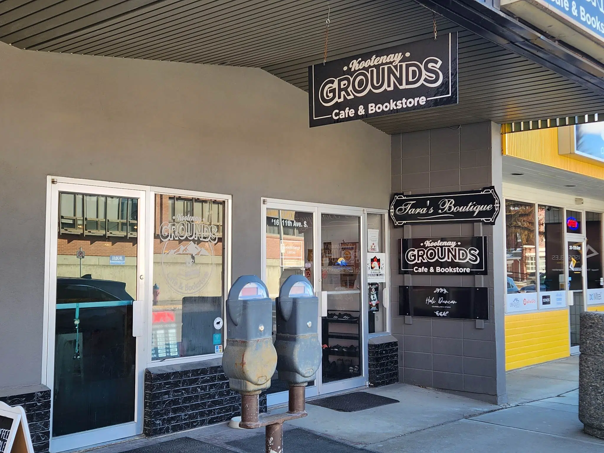 Amplify East Kootenay - Kootenay Grounds Cafe and Bookstore in Cranbrook