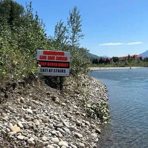 City of Fernie issues warning on log jams in Elk River