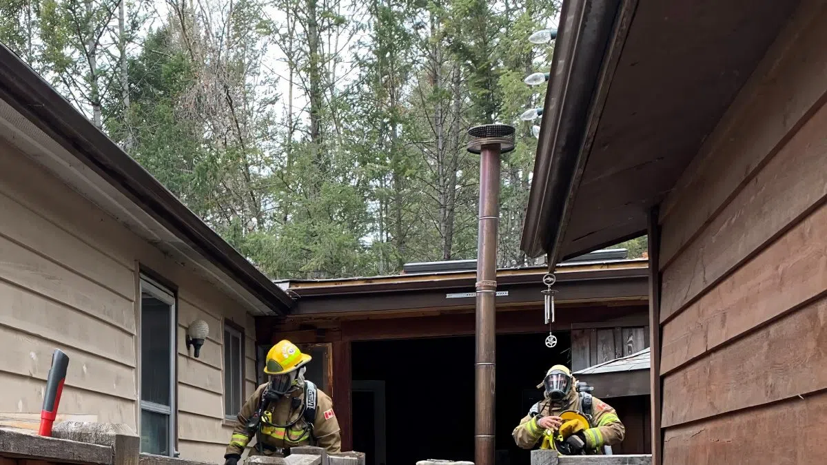 House fire extinguished in Fairmont Monday 102.9 Rewind Radio