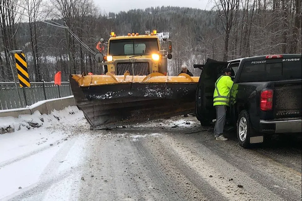 Highway 3 near Yahk re-opened