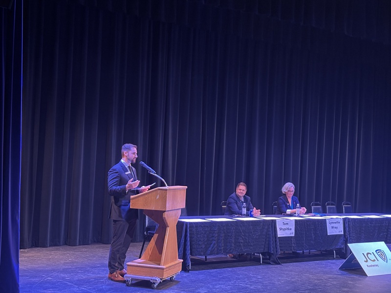 Key local issues take stage at Cranbrook all-candidates forum