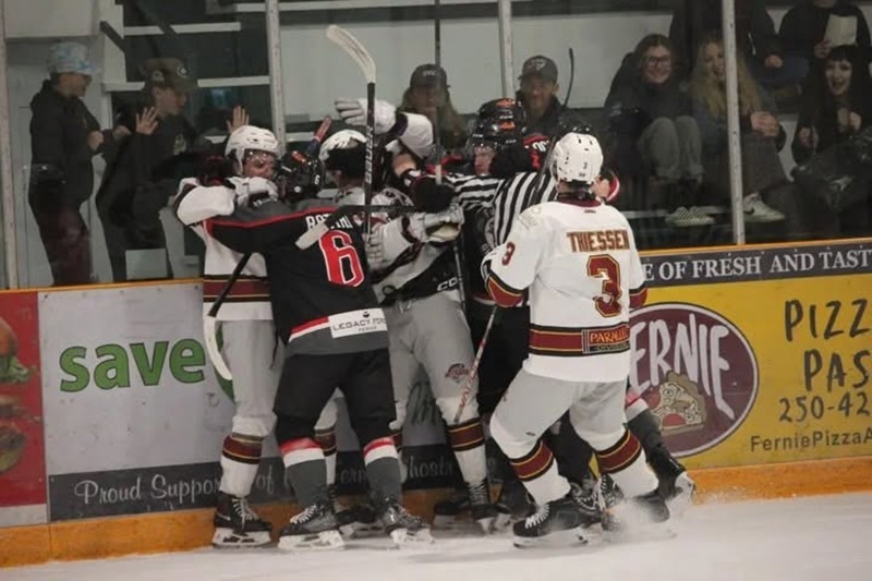 Ghostriders pickup shutout win in Grand Forks